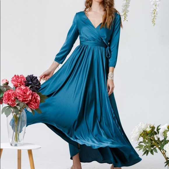 ❗️NEW❗️Aquamarine Bridesmaid Silk Wrap Maxi Dress - Picture 4 of 8